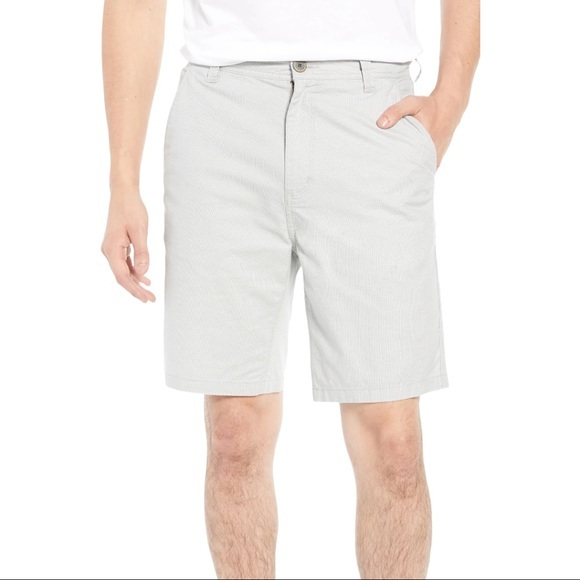Rodd & Gunn Other - RODD & GUNN Millwater Shorts in Sand - Size 34